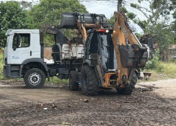 Força-tarefa atua em Arraial d’Ajuda para minimizar impactos das fortes chuvas