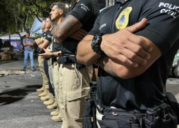 Suspeita de extorsão contra turistas é presa no Carnaval