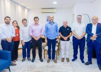 Prefeito Robério anuncia tratativas para construção do complexo educacional SESI/SENAI em Eunápolis