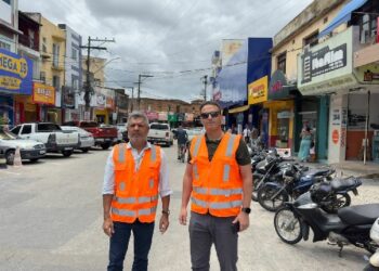 Prefeitura de Eunápolis realiza estudo técnico para melhorar trânsito e estacionamento no Centro