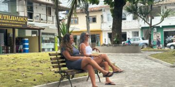 Arraial d’Ajuda ganha nova praça revitalizada na entrada da Rua Nova