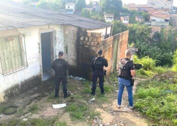 Polícia Civil cumpre quatro mandados judiciais em desdobramento da investigação sobre fuga em Eunápolis