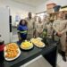 Polícia Militar homenageia funcionária da limpeza com surpresa de aniversário na sede da 87ª CIPM em Teixeira de Freitas