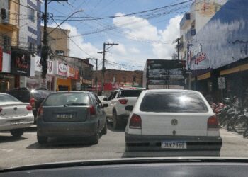 População de Eunápolis pede o retorno da “ZONA AZUL”.