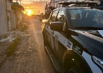 POLÍCIAS CIVIL E MILITAR INTERROMPEM FUGA DE ASSALTANTE QUE SEMEOU TERROR EM PASTELARIA DE ITABELA