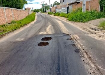 Operação tapa-buracos é intensificada na Avenida Bahia e no Anel Viário