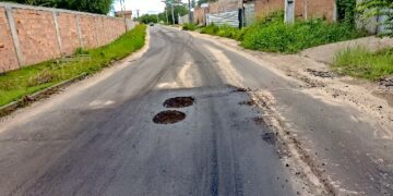 Operação tapa-buracos é intensificada na Avenida Bahia e no Anel Viário