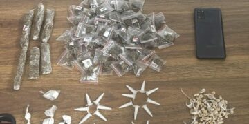 PMBA REALIZA APREENSÃO DE DROGAS