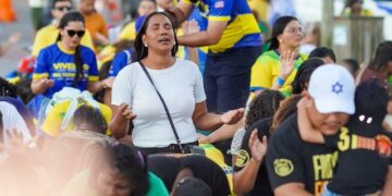 Fé toma ruas de Porto Seguro marcando 526 anos do Brasil com Marcha do Resgate e show da Banda Manancial
