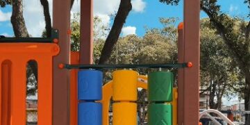 Prefeitura de Eunápolis investe na revitalização das Praças do Pequi e Parque da Renovação
