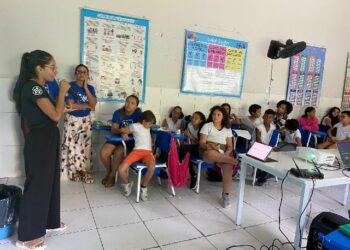 Educação que transforma: alunos vivenciam prática ambiental em escola de Porto Seguro
