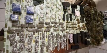 PMBA APREENDE ARTEFATO EXPLOSIVO, DROGAS E MUNIÇÕES