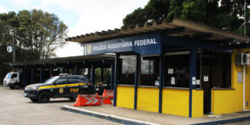 PRF, PF e PM apreendem 410 kg de cocaína no oeste da Bahia