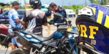 PRF amplia presença nas estradas da Bahia durante feriado do Dia do Trabalho 2026