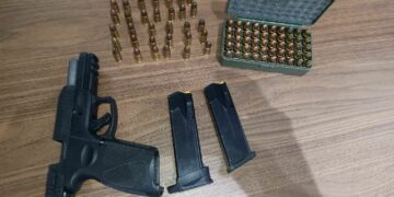 PMBA APREENDE ARMA DE FOGO