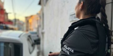 POLÍCIA CIVIL REALIZA PRISÃO EM FLAGRANTE POR TRÁFICO DE DROGAS E RECEPTAÇÃO QUALIFICADA DURANTE DILIGÊNCIA EM ARRAIAL D’AJUDA