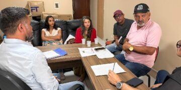 TRANSPORTE UNIVERSITÁRIO: Prefeitura de Porto Seguro dialoga com entidades e abre cadastro para estudantes até 15 de maio