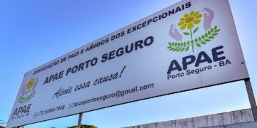 Bazar Solidário arrecada fundos para a APAE