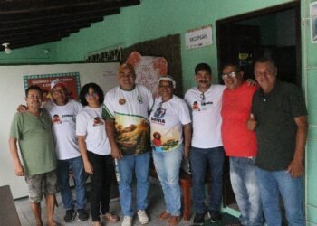 São 1200 marmitas por semana, para combater a fome na região.