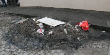 EMBASA ATRASA OBRA DA PRFEITURA NA AV NORTE E SUL