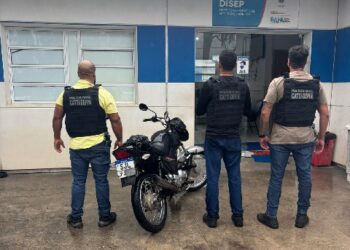 POLÍCIA CIVIL DA BAHIA PRENDE HOMEM APÓS ACIDENTE DE TRÂNSITO E LOCALIZA MOTOCICLETA ADULTERADA EM PORTO SEGURO
