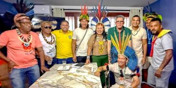 Prefeito Jânio Natal reafirma apoio aos indígenas da Aldeia Velha