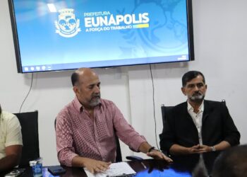 Prefeito Robério Oliveira reúne a imprensa para falar do 21º Pedrão, sob a sua administração.