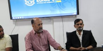 Prefeito Robério Oliveira reúne a imprensa para falar do 21º Pedrão, sob a sua administração.