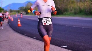 Atleta de Porto Seguro conclui Ironman e celebra jornada de superação