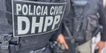 Homem investigado por tráfico de drogas é preso na Boca do Rio