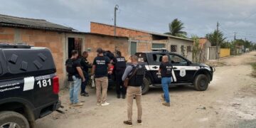 Laboratório de drogas é desarticulado e aproximadamente 25 quilos de cocaína são apreendidos em Eunápolis
