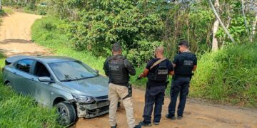 POLÍCIA CIVIL DA BAHIA SEGURO RECUPERA VEICULO ROUBADO.