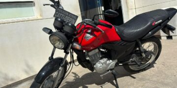 POLÍCIA CIVIL LOCALIZA E RECUPERA MOTOCICLETA FURTADA EM PORTO SEGURO