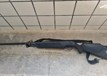Polícia Militar prende homem por ameaça e posse ilegal de arma de fogo em Teixeira de Freitas