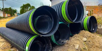 Prefeitura de Eunápolis amplia sistema de drenagem pluvial no Dinah Borges