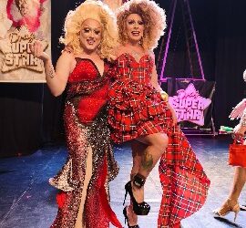 Drag Super Star abre Semana da Diversidade com talento e casa cheia em Porto Seguro