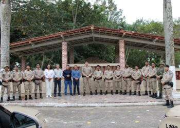 POLÍCIA MILITAR DO EXTREMO SUL RECEBE NOVAS VIATURAS