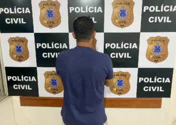 EUNÁPOLIS – POLÍCIA CIVIL LOCALIZA E PRENDE ACUSADO DE FEMINICÍDIO CONTRA EX-COMPANHEIRA OCORRIDO HÁ QUASE 18 ANOS