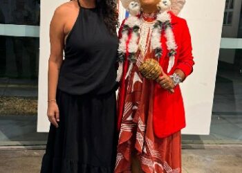 Adriana Pataxó toma posse em noite histórica na Academia de Letras de Porto Seguro