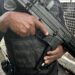 POLÍCIA CIVIL CUMPRE, EM PORTO SEGURO, MANDADO DE PRISÃO EXPEDIDO PELO TJ DE GOIÁS CONTRA INVESTIGADO POR CRIMES CONTRA A ORDEM TRIBUTÁRIA, FALSIDADE IDEOLÓGICA E ASSOCIAÇÃO CRIMINOSA