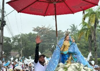 Romaria pela Praia abre os festejos de Nossa Senhora d’Ajuda em Porto Seguro