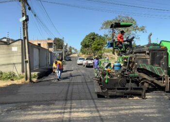 Prefeitura de Eunápolis ultrapassa 110 mil m² de pavimentação executados em 18 meses