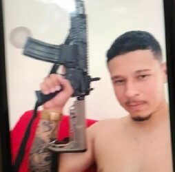 FORÇAS INTEGRADAS DE SEGURANÇA PÚBLICA CUMPREM MANDADO DE PRISÃO TEMPORÁRIA CONTRA INTEGRANTE DE ORGANIZAÇÃO CRIMINOSA ULTRAVIOLENTA ACUSADO DE HOMICÍDIO