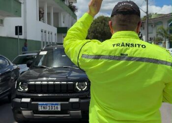 Prefeitura de Eunápolis realiza blitz educativas durante a Semana Nacional de Trânsito