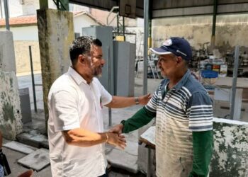 Vice-prefeito visita obras do Colégio Anchieta