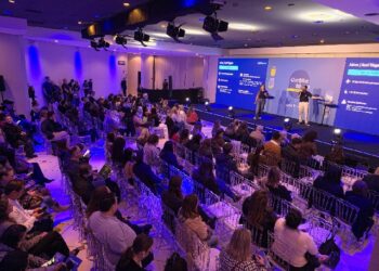 Ciclo Azul Tá On capacita 2,4 mil agentes e impulsiona viagens para Porto Seguro