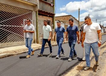 Prefeitura de Porto Seguro acelera obras de pavimentação asfáltica em Vera Cruz
