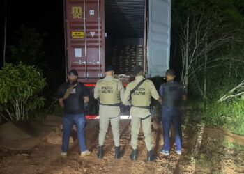 Ação conjunta recupera em Ibirapitanga carga de cacau em pó avaliada em R$ 500 mil